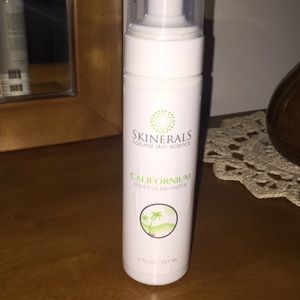 skinerals Makeup - Skinerals Californium sunless bronzer and mitts skinerals Makeup - Skinerals Californium sunless bronzer and mitts